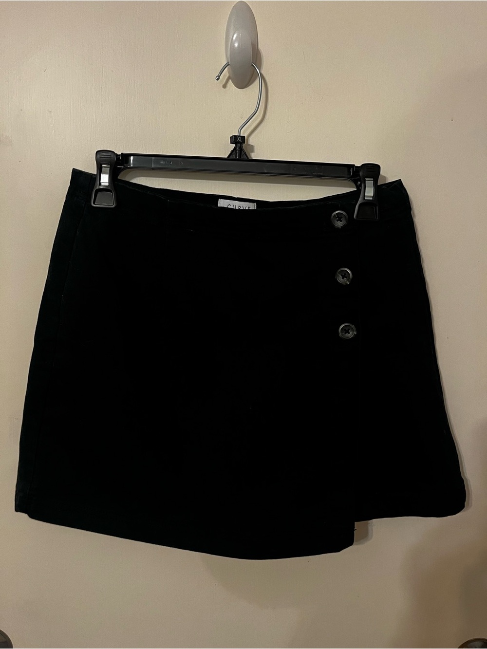 Black Skort